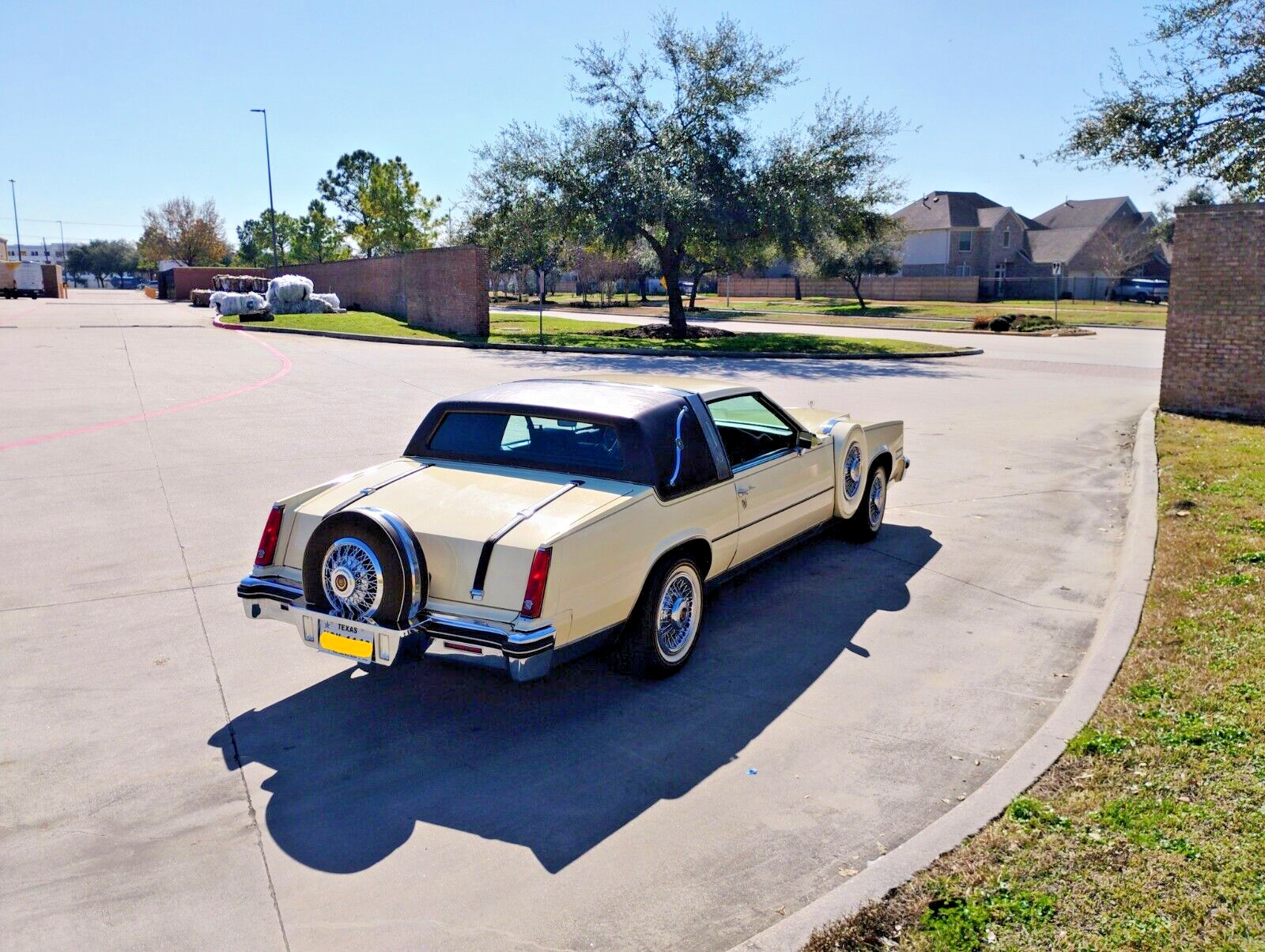 Cadillac-Eldorado-1983-Coupe-7