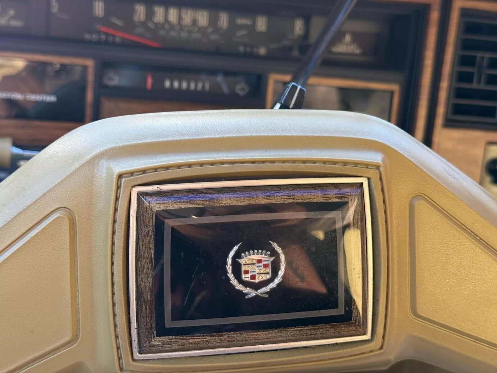 Cadillac-Eldorado-1984-Coupe-15
