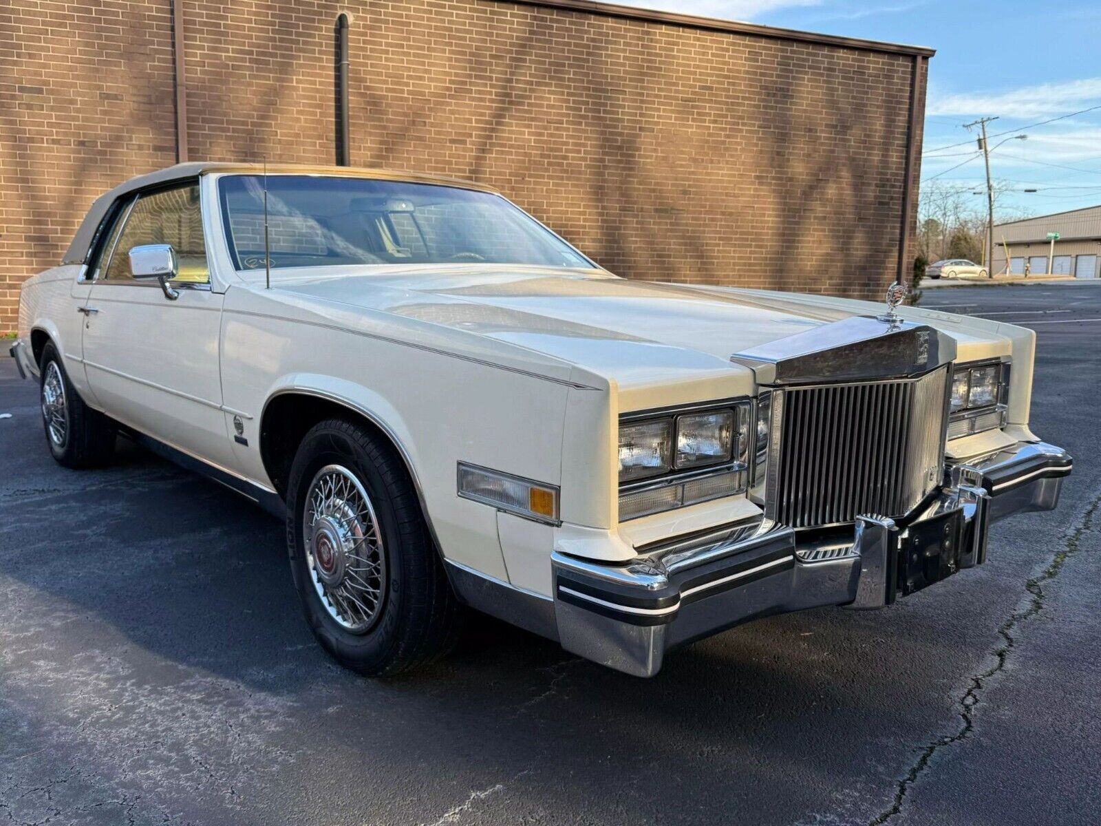 Cadillac-Eldorado-1984-Coupe-2