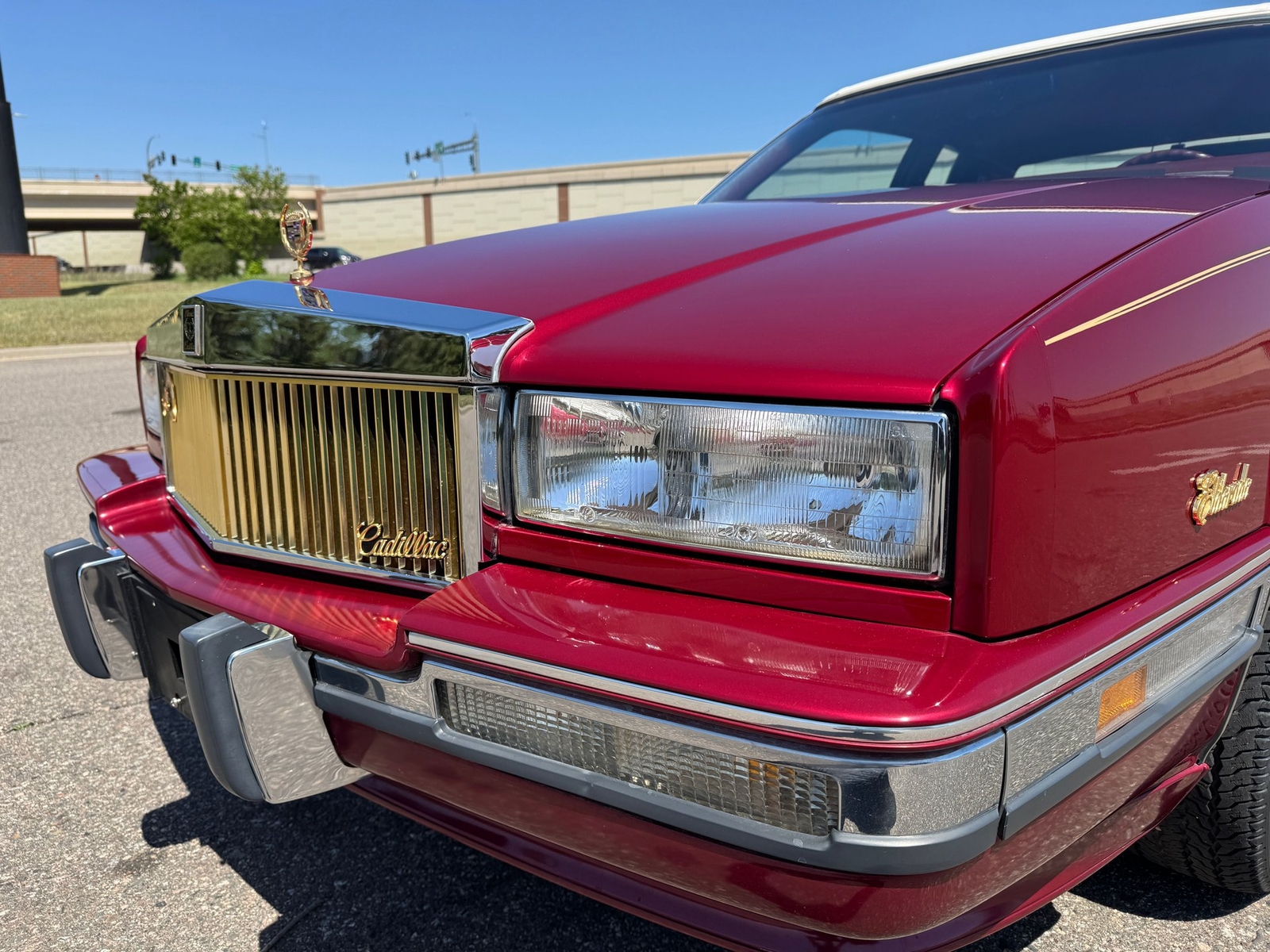 Cadillac-Eldorado-1990-10