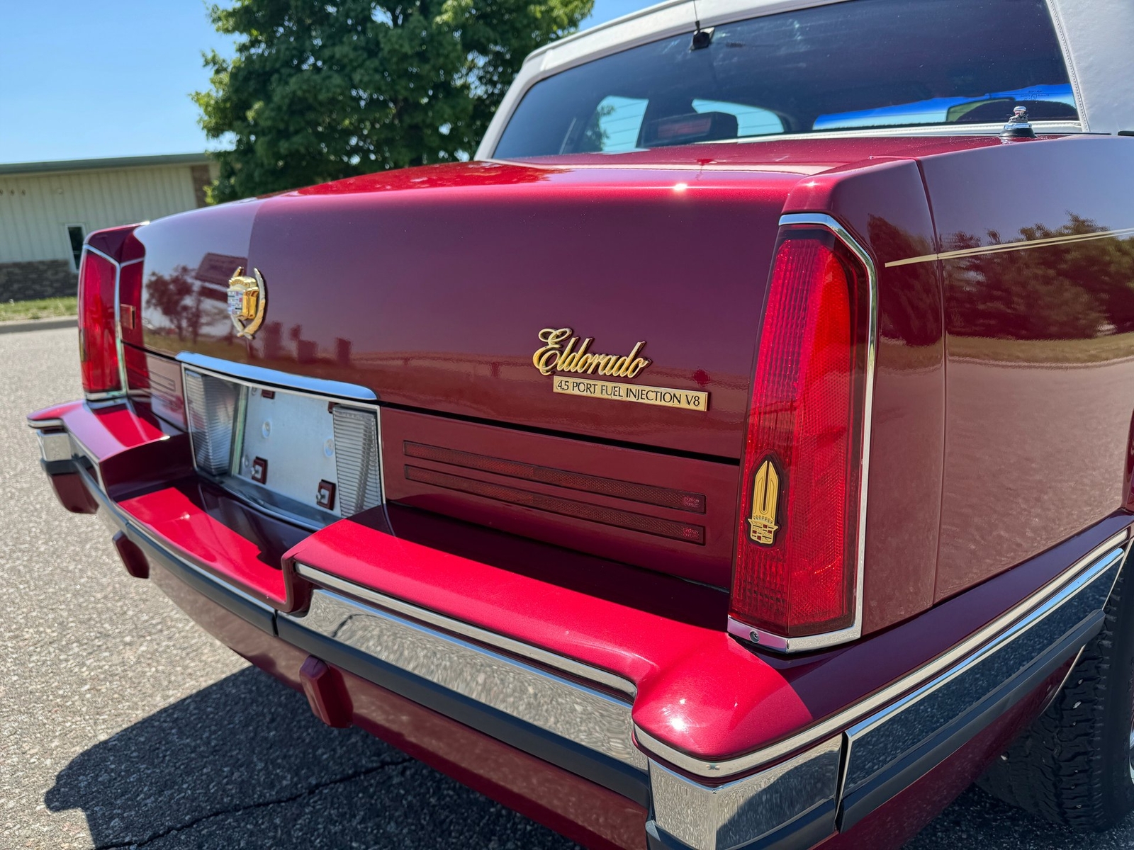 Cadillac-Eldorado-1990-18
