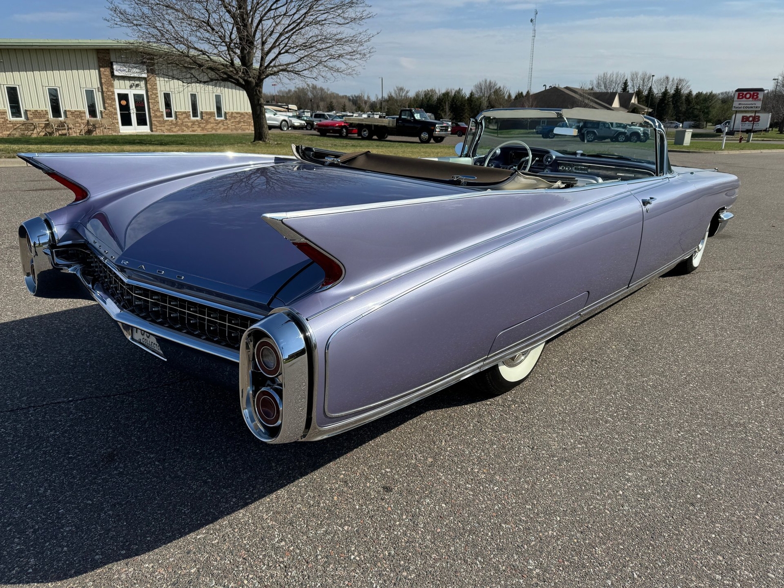 Cadillac-Eldorado-Biarritz-Convertible-1960-Convertible-2