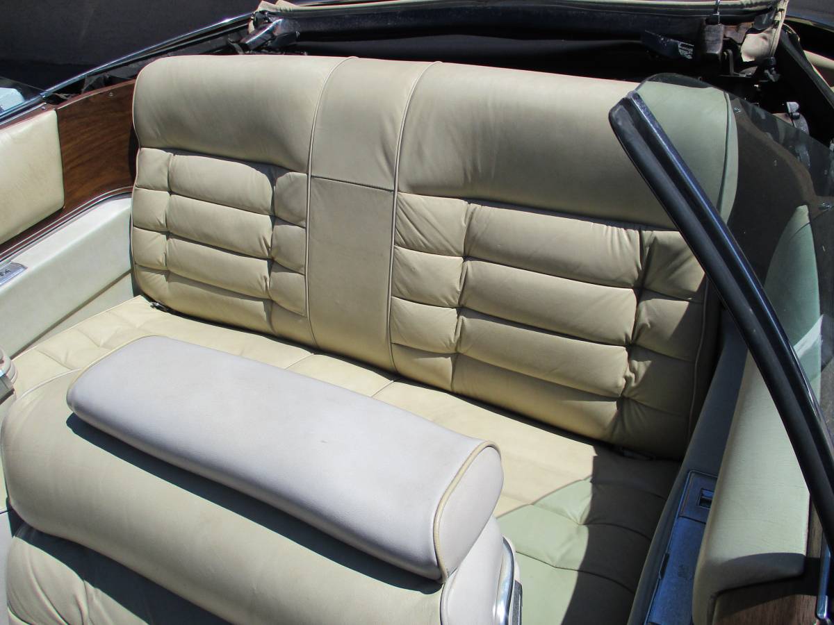 Cadillac-Eldorado-convertible-1975-brown-10