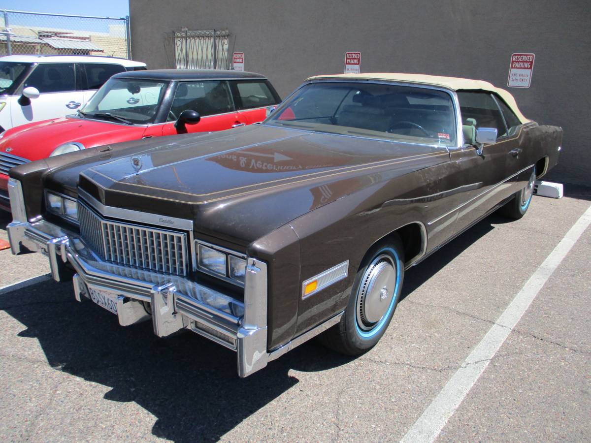 Cadillac-Eldorado-convertible-1975-brown-2