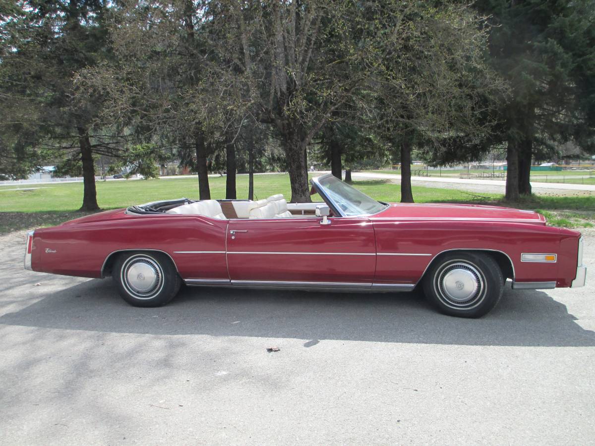 Cadillac-Eldorado-convertible-1975-red-11
