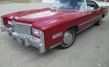 Cadillac-Eldorado-convertible-1975-red-3