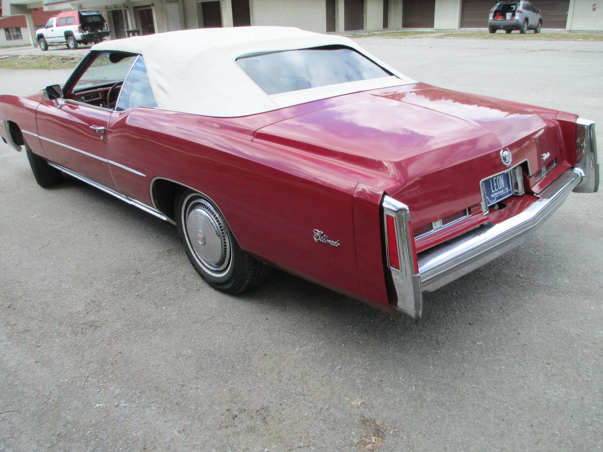 Cadillac-Eldorado-convertible-1975-red-4