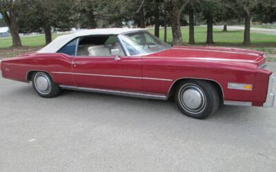 Cadillac Eldorado convertible  1975 red
