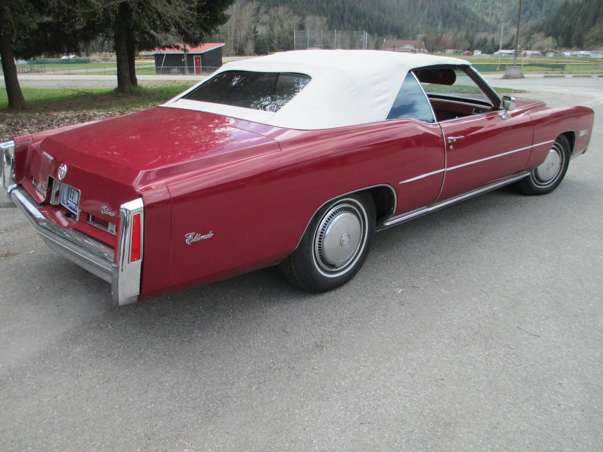 Cadillac-Eldorado-convertible-1975-red-6
