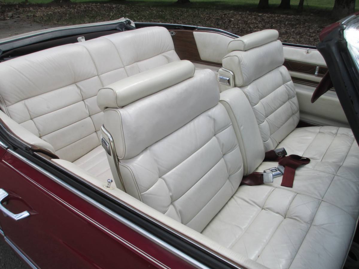Cadillac-Eldorado-convertible-1975-red-7