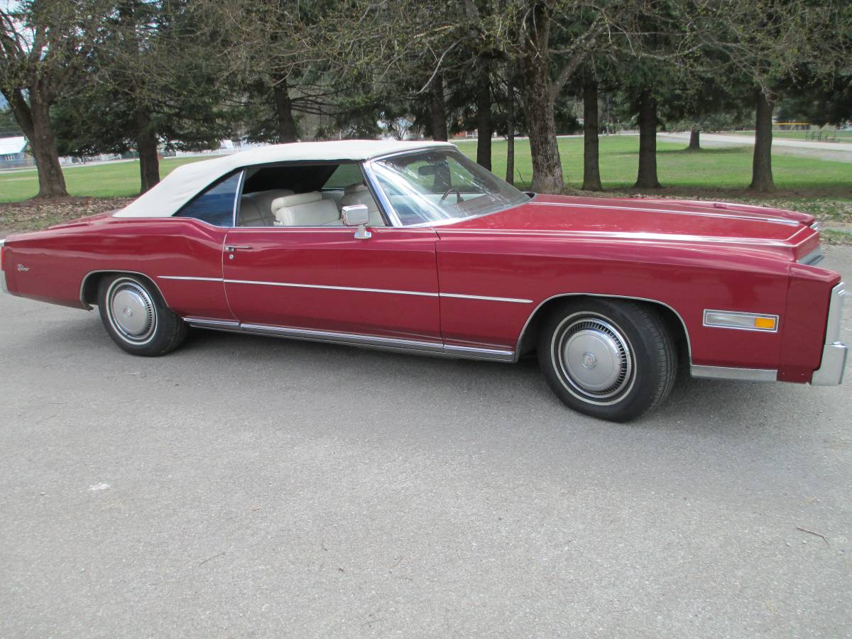 Cadillac-Eldorado-convertible-1975-red