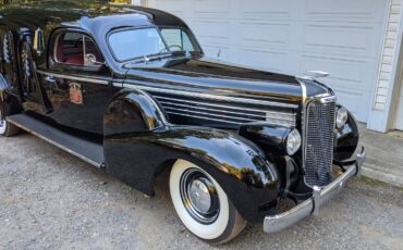 Cadillac-Fleetwood-1938-Hearse
