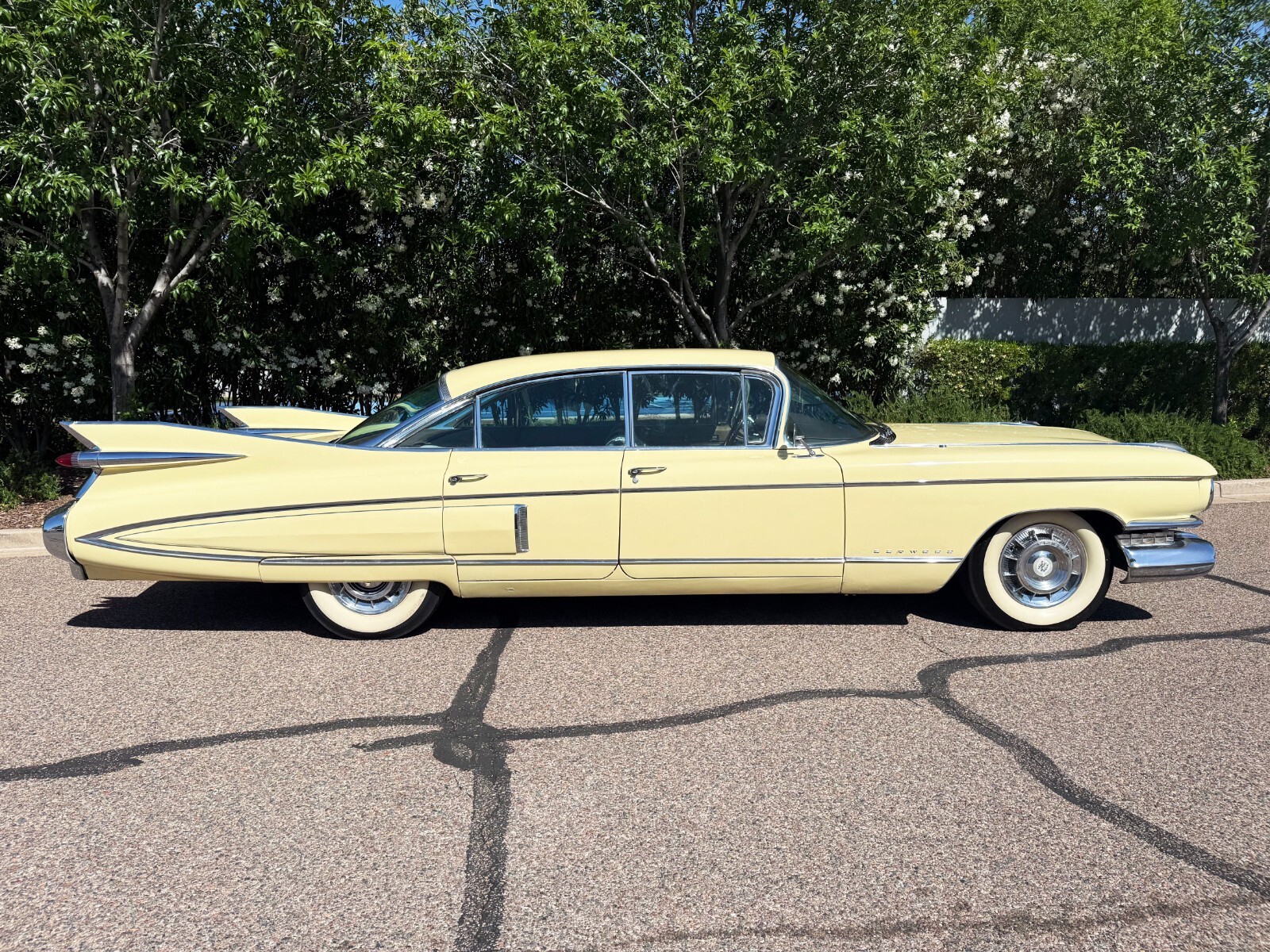Cadillac-Fleetwood-1959-Sedan-1