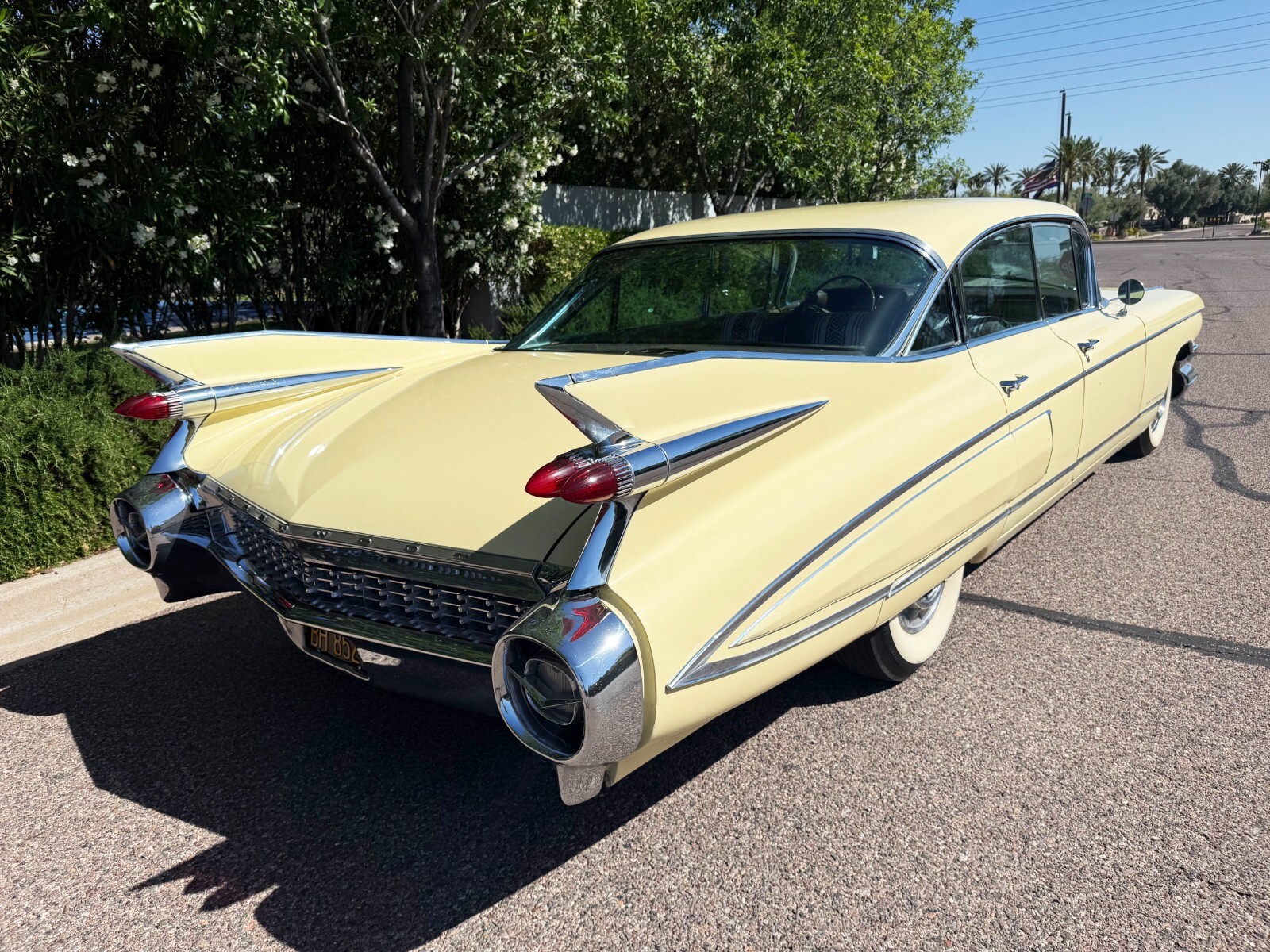 Cadillac-Fleetwood-1959-Sedan-2