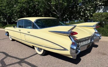 Cadillac-Fleetwood-1959-Sedan-7