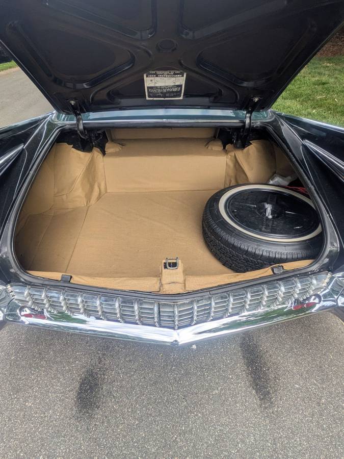 Cadillac-Fleetwood-1959-black-18