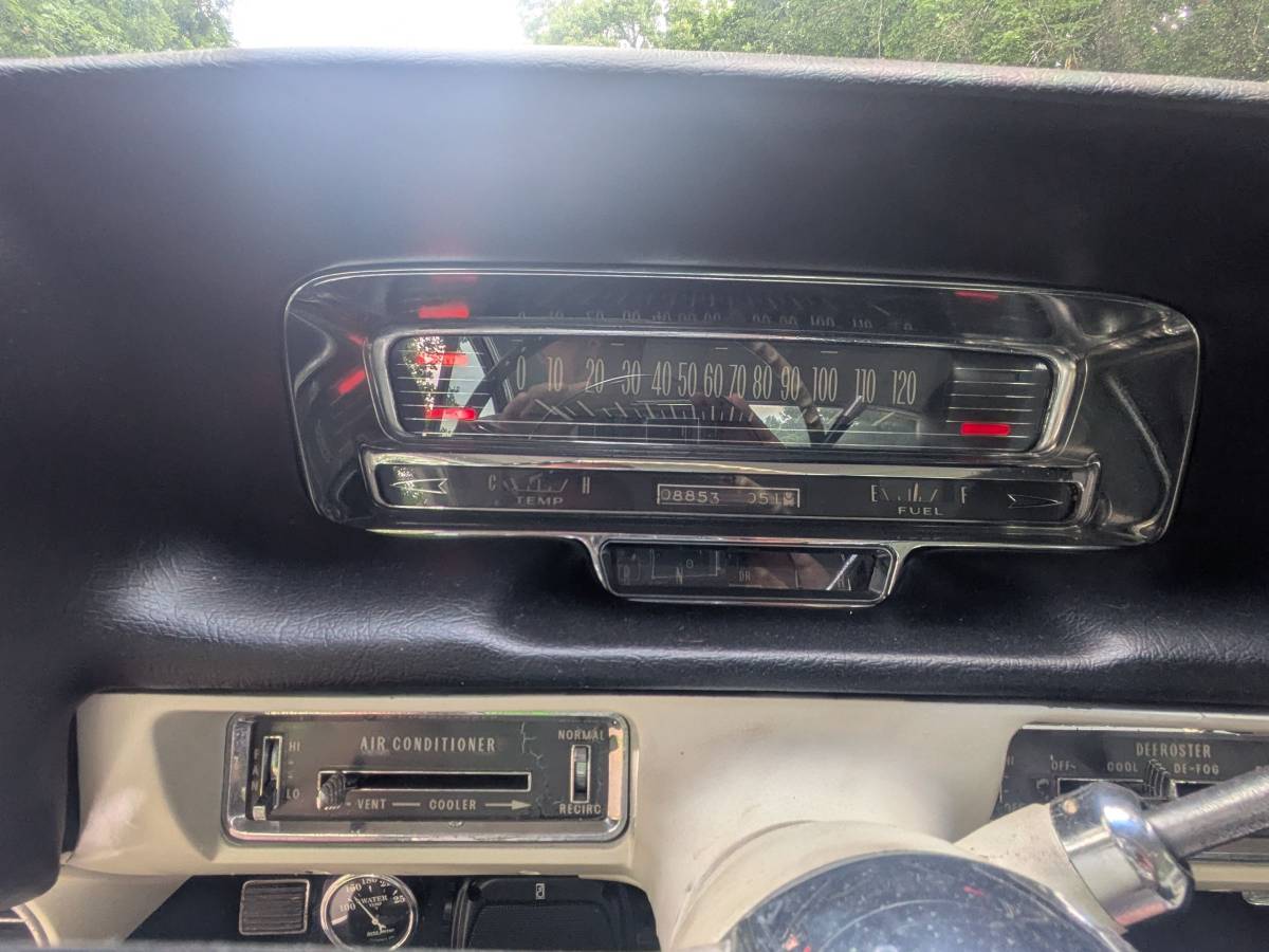 Cadillac-Fleetwood-1959-black-2
