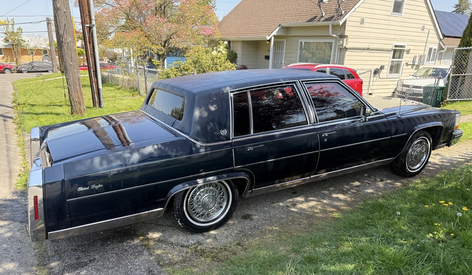 Cadillac-Fleetwood-1980-Sedan-1