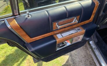 Cadillac-Fleetwood-1980-Sedan-12
