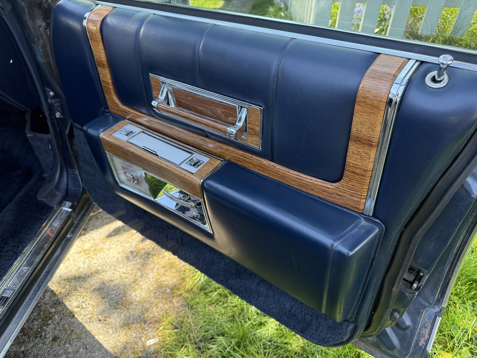 Cadillac-Fleetwood-1980-Sedan-15
