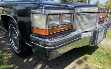 Cadillac-Fleetwood-1980-Sedan-3