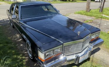 Cadillac-Fleetwood-1980-Sedan-4