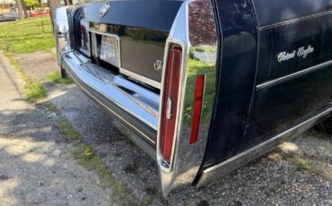 Cadillac-Fleetwood-1980-Sedan-5