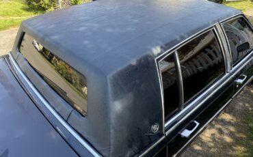 Cadillac-Fleetwood-1980-Sedan-7