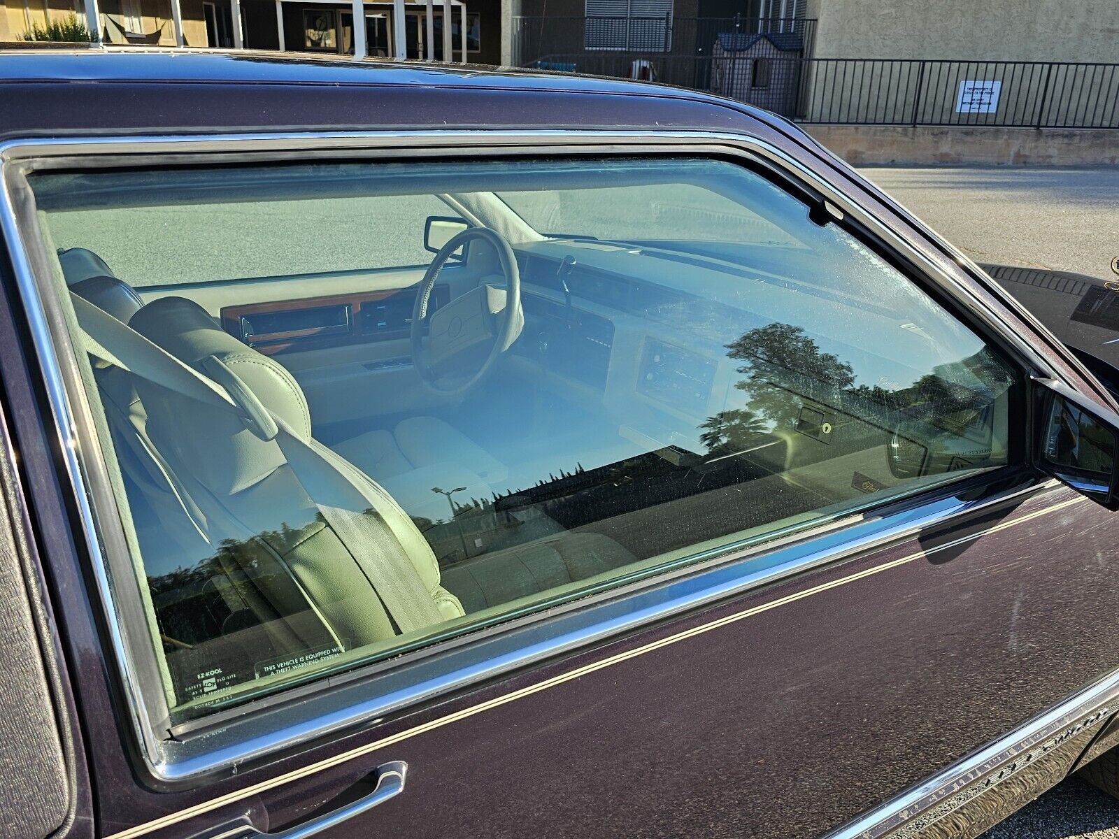 Cadillac-Fleetwood-1992-Coupe-15