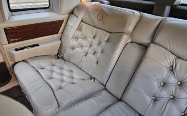 Cadillac-Fleetwood-1992-Coupe-33