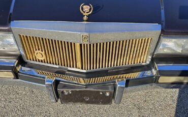 Cadillac-Fleetwood-1992-Coupe-9