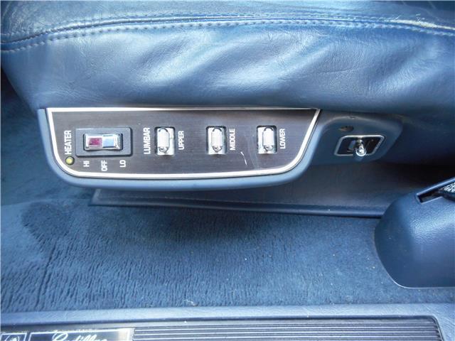 Cadillac-Fleetwood-1993-Sedan-18