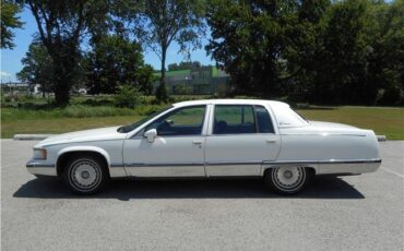 Cadillac-Fleetwood-1993-Sedan-7