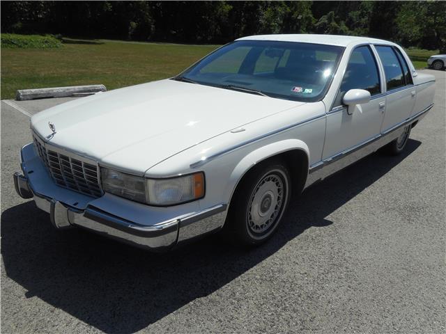 Cadillac-Fleetwood-1993-Sedan-8