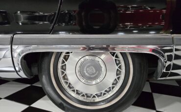Cadillac-Fleetwood-1994-Sedan-11