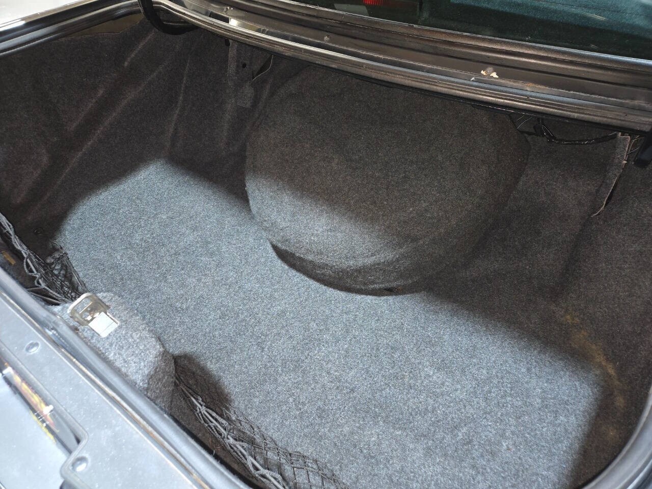 Cadillac-Fleetwood-1994-Sedan-4