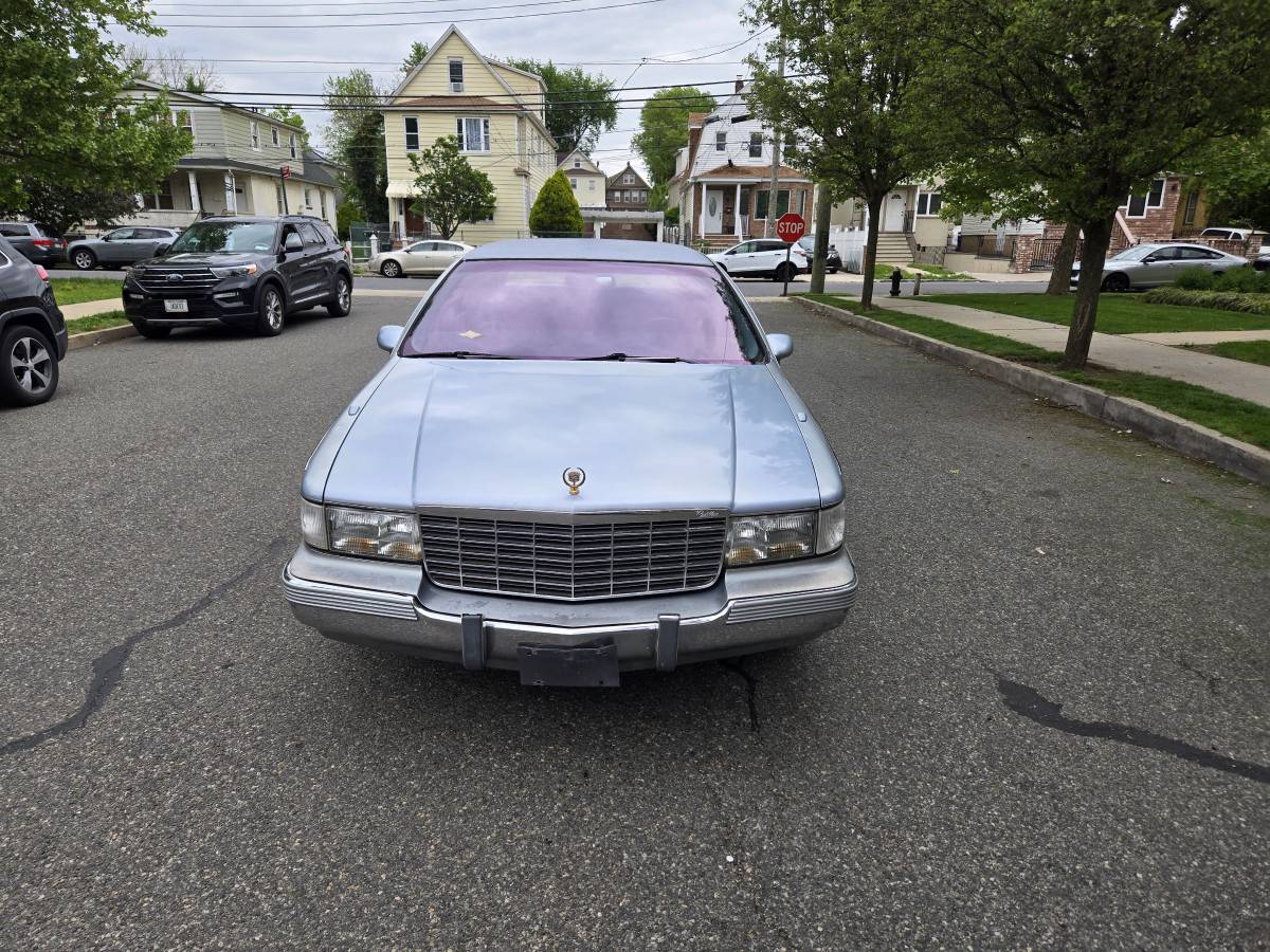 Cadillac-Fleetwood-1994-blue-8