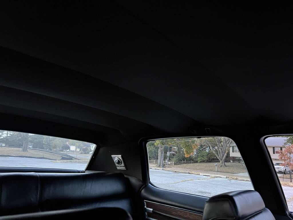 Cadillac-Fleetwood-brougham-1972-13