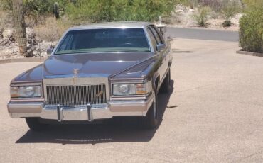 Cadillac-Fleetwood-brougham-de-elegance-1990-brown-4