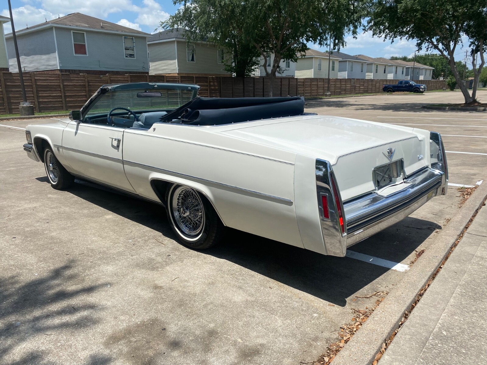 Cadillac-Paris-1978-Convertible-4