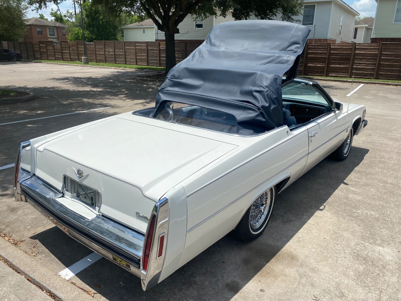 Cadillac-Paris-1978-Convertible-6