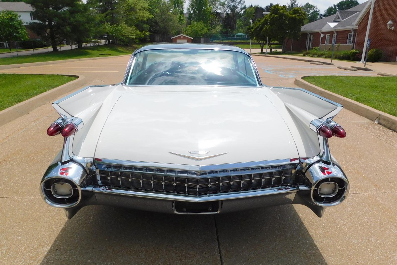 Cadillac-SERIES-62-1959-21