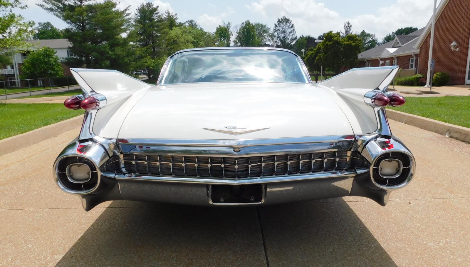 Cadillac-SERIES-62-1959-22