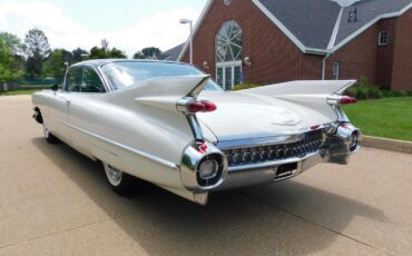 Cadillac-SERIES-62-1959-23