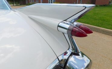 Cadillac-SERIES-62-1959-25