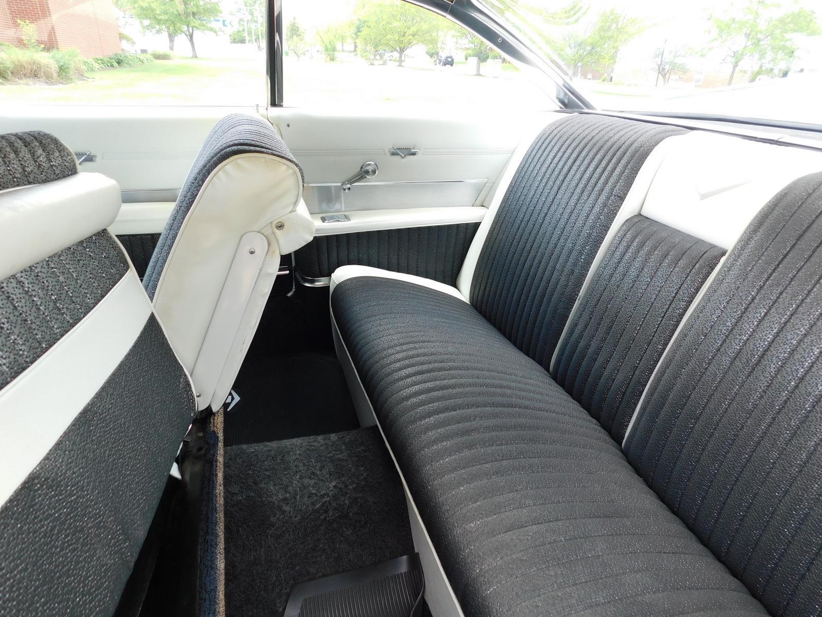 Cadillac-SERIES-62-1959-37
