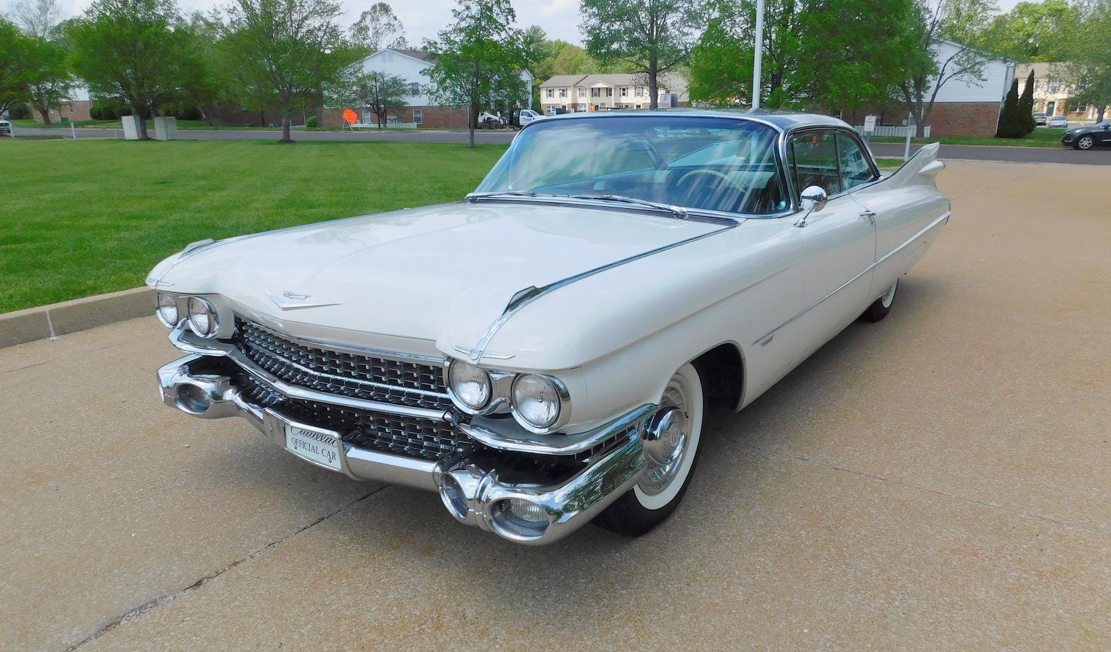 Cadillac-SERIES-62-1959