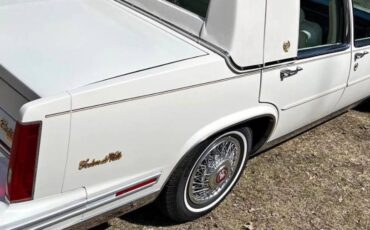 Cadillac-Sedan-deville-1988-white-1