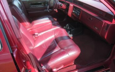 Cadillac-Sedan-deville-1993-red-5