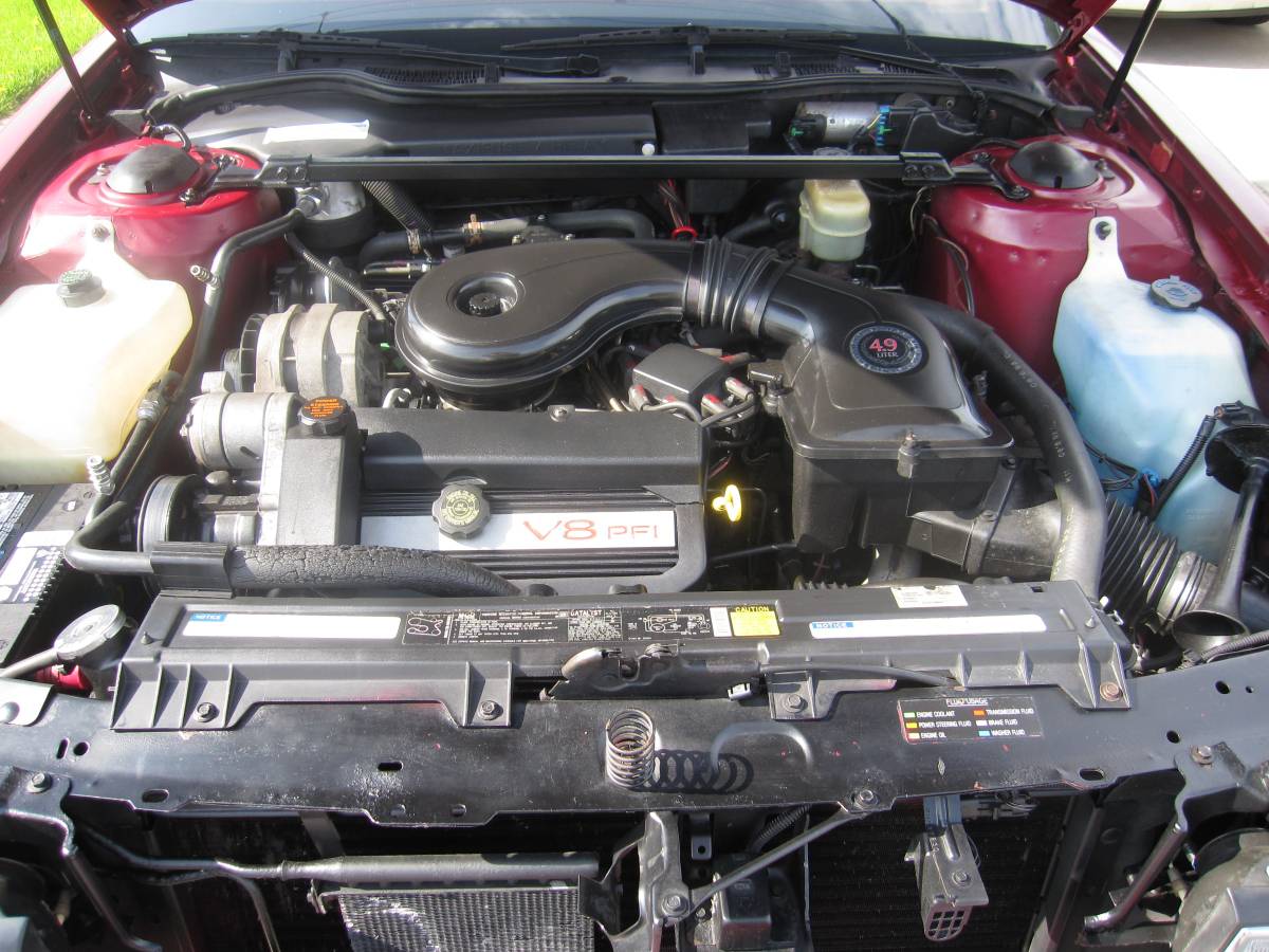 Cadillac-Sedan-deville-1993-red-7